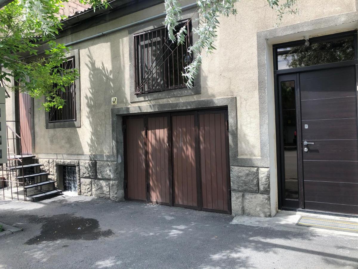 Second Room Erevan Exterior foto